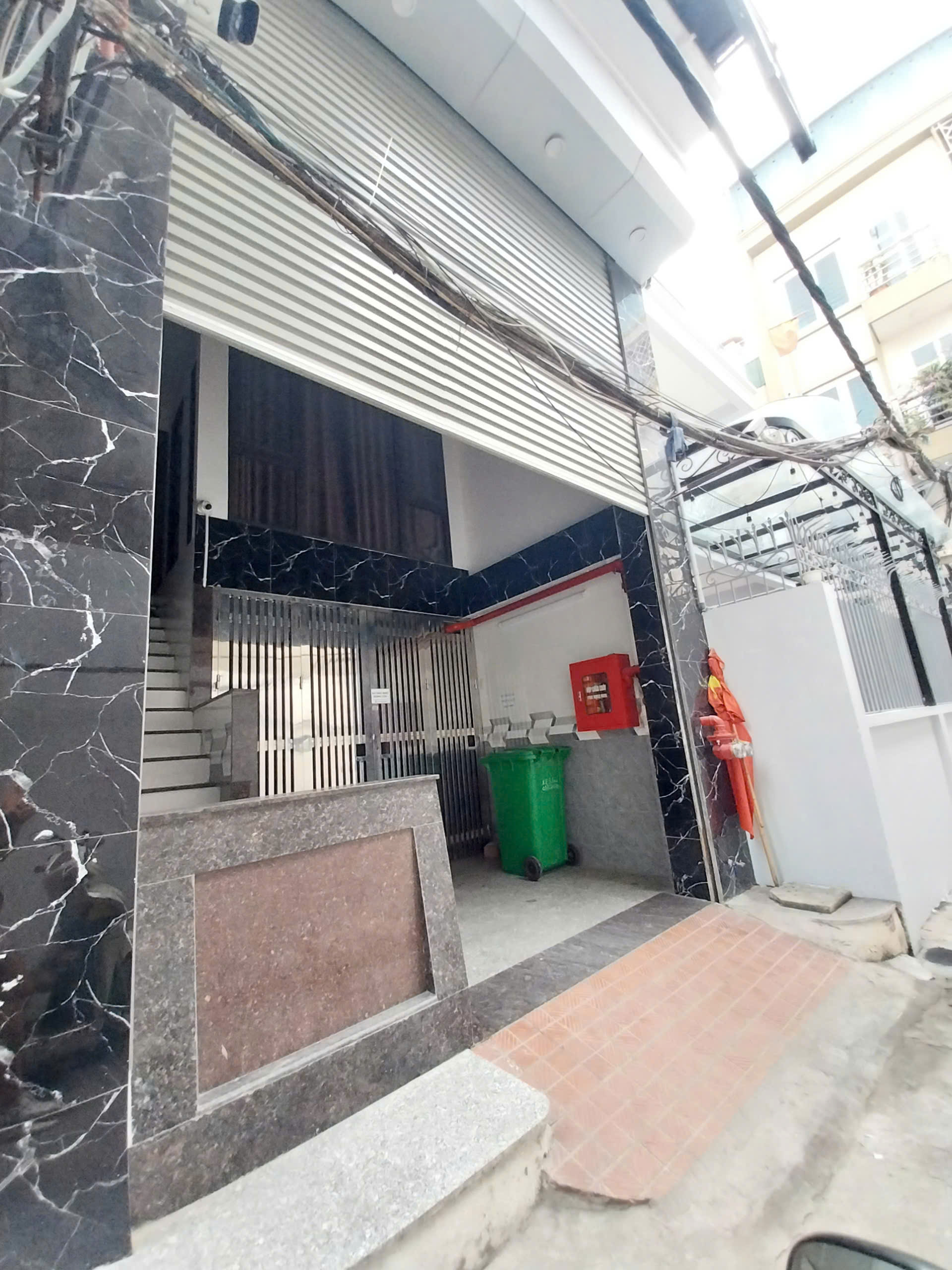 Bán Tòa CHDV Nguyễn Đức Cảnh 106m x 6 tầng thang máy, ô tô, dòng tiền hơn 1 tỷ/năm. Giá hơn 18 tỷ - Ảnh chính